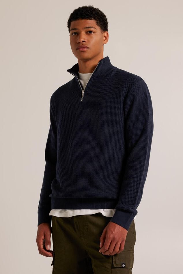 Nuciance - Zip-Up Pullover